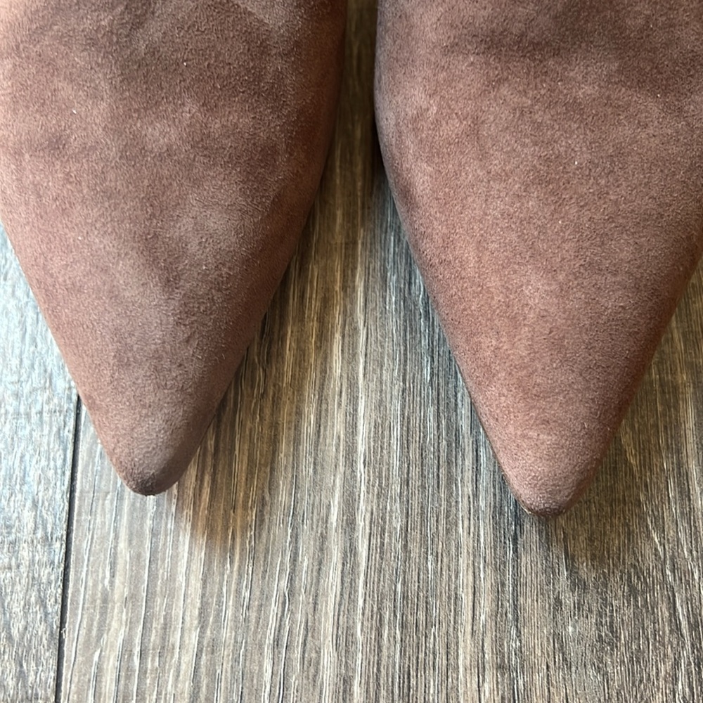 Stuart Weitzman Yuliana Suede pointed toe booties - Picture 3 of 9